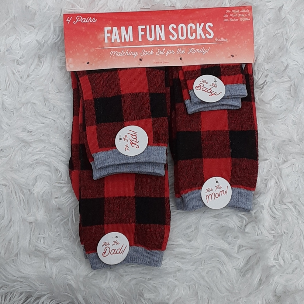 FAMILY FUN SET OF BUFFALO PLAID SOCKS 4 PAIR
